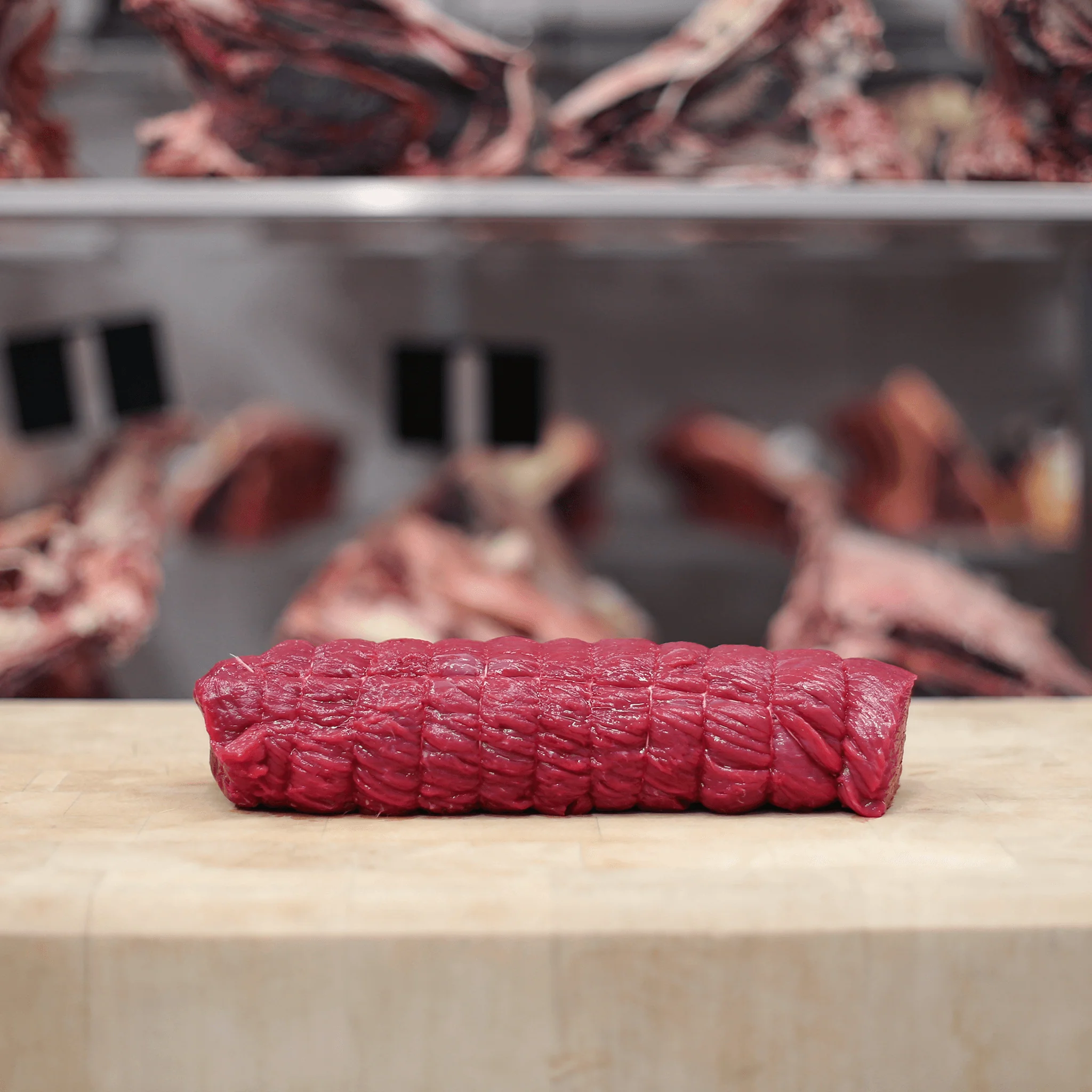 Rôti de boeuf ficelé